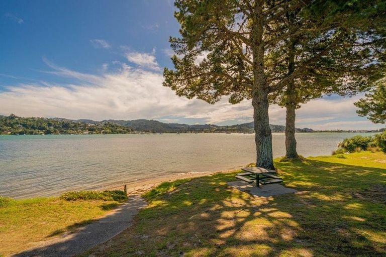 Photo of property in 23 Dunlop Drive, Pauanui, Hikuai, 3579