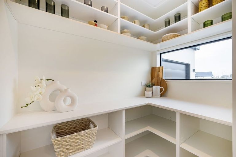 Photo of property in 31 Timara Crescent, Marshland, Christchurch, 8083