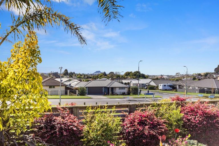 Photo of property in 6 Louise Drive, Ohauiti, Tauranga, 3112