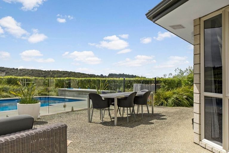 Photo of property in 24 Windmill Drive, Wainui, Silverdale, 0992