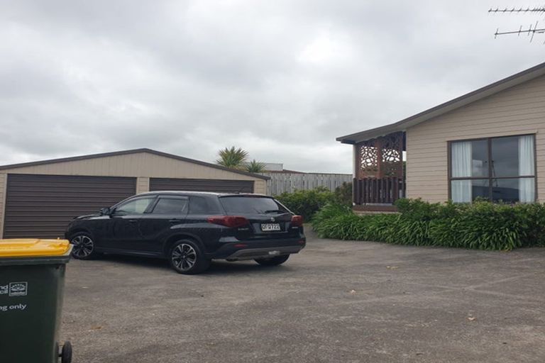 Photo of property in 15a Churchill Terrace, Waiuku, 2123
