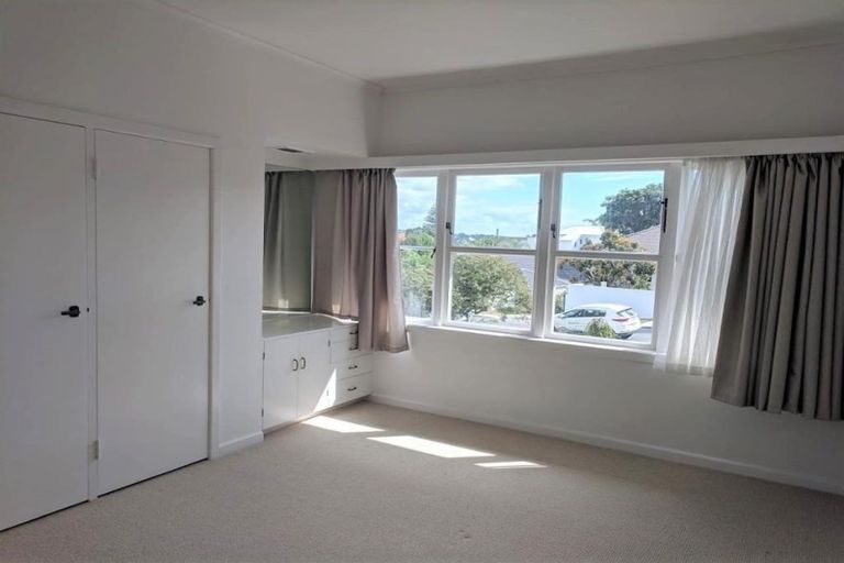 Photo of property in 4 Arthur Crescent, Hauraki, Auckland, 0622