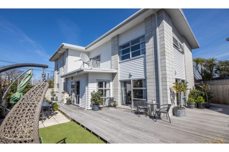 Photo of property in 48b Dickens Street, Addington, Christchurch, 8024