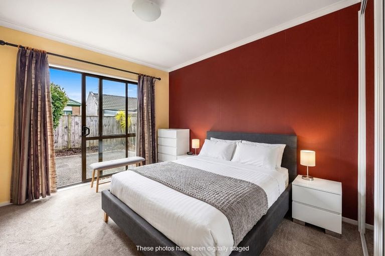 Photo of property in 4 Craiburn Street, Ranui, Auckland, 0612