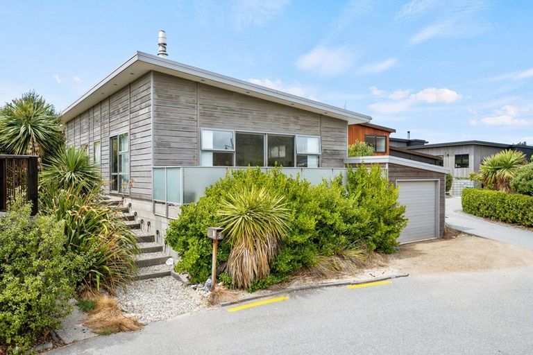 Photo of property in 5 Mohua Mews, Wanaka, 9305