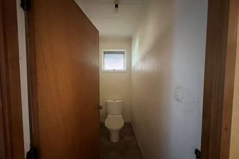Photo of property in 11 Vimy Place, Mangere, Auckland, 2022