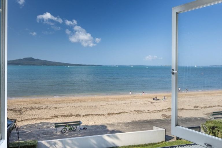 Photo of property in 4 Bath Street, Devonport, Auckland, 0624