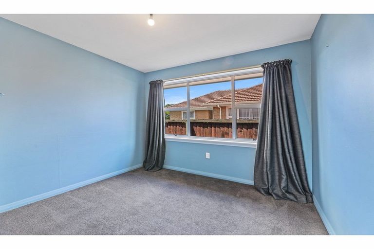 Photo of property in 63 Epsom Road, Sockburn, Christchurch, 8042