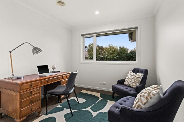 Photo of property in 54 Whakatomo Place, Havelock North, 4130
