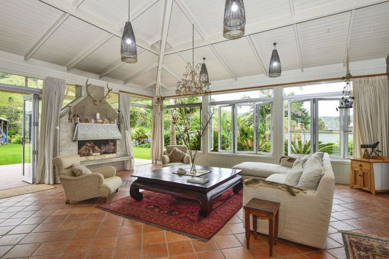 Photo of property in 599 Waihau Road, Tolaga Bay, 4073