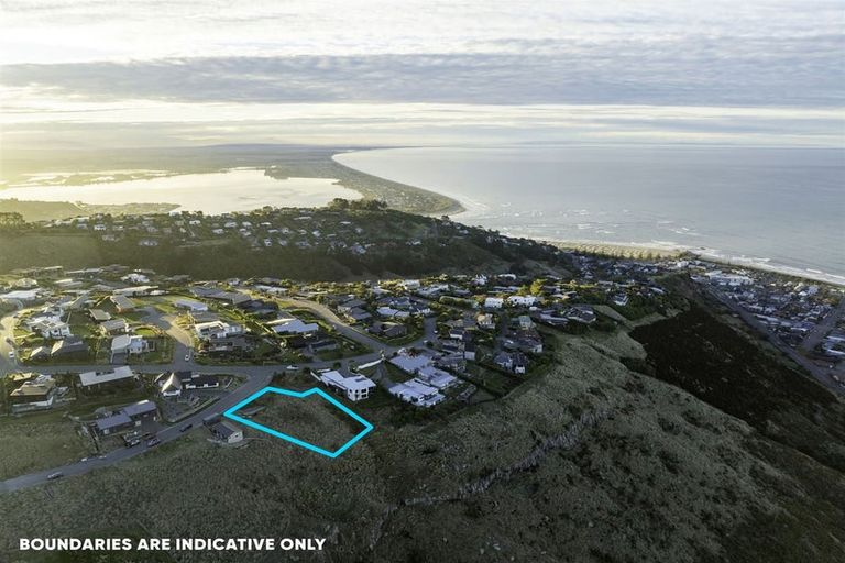 Photo of property in 1 Oxenhope Road, Richmond Hill, Christchurch, 8081