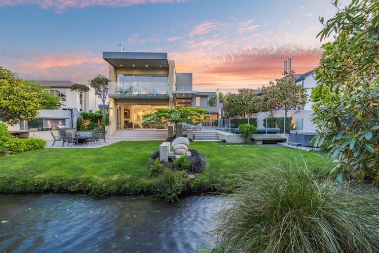 Photo of property in 45 Waiwetu Street, Fendalton, Christchurch, 8052