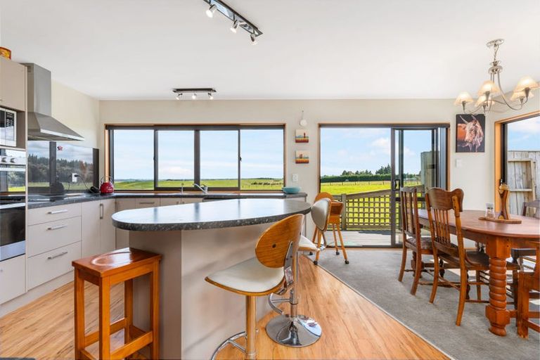 Photo of property in 121 Mount Stewart Halcombe Road, Sanson, Palmerston North, 4479