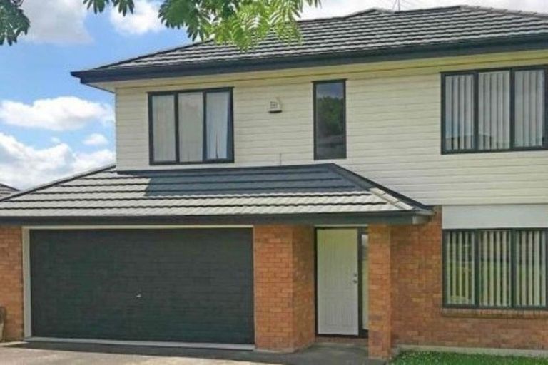 Photo of property in 13 Cairnsvale Rise, Manurewa, Auckland, 2105