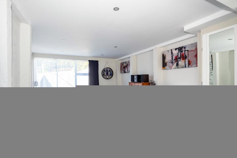 Photo of property in 2 Sutter Street, Seaview, Timaru, 7910