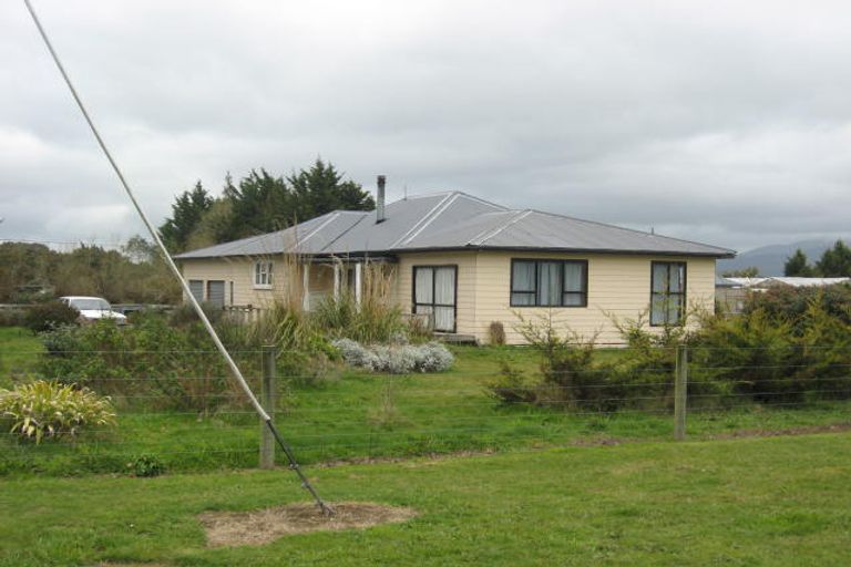 Photo of property in 71 Frederick Street, Carterton, 5713