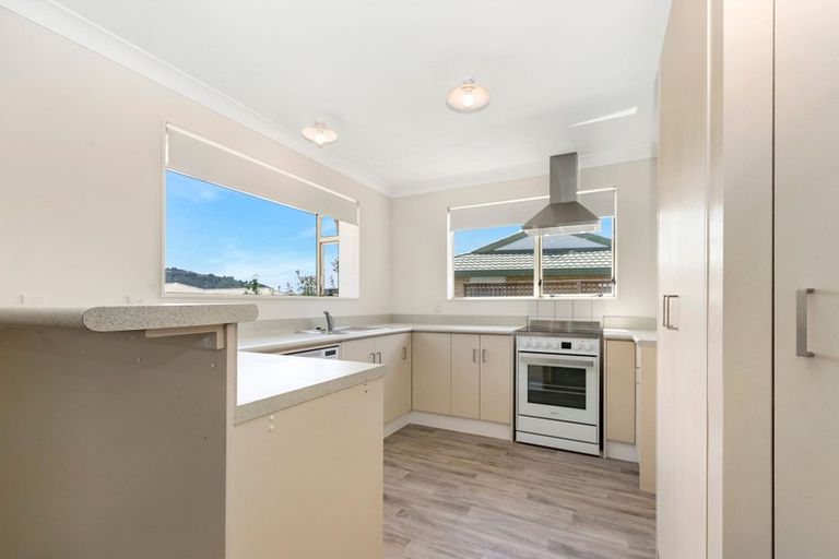 Photo of property in 4b Hoyte Place, Pukehangi, Rotorua, 3015