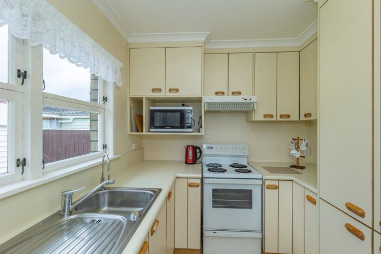 Photo of property in 6 Grey Street, Levin, 5510