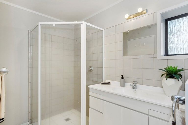 Photo of property in 16 Forrester Drive, Welcome Bay, Tauranga, 3112