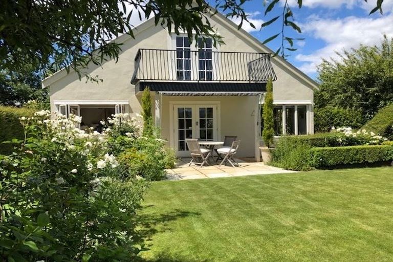 Photo of property in 9 Horton Road, Tasman, Upper Moutere, 7173