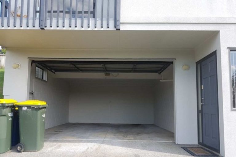 Photo of property in 6 Ruze Vida Drive, Massey, Auckland, 0614