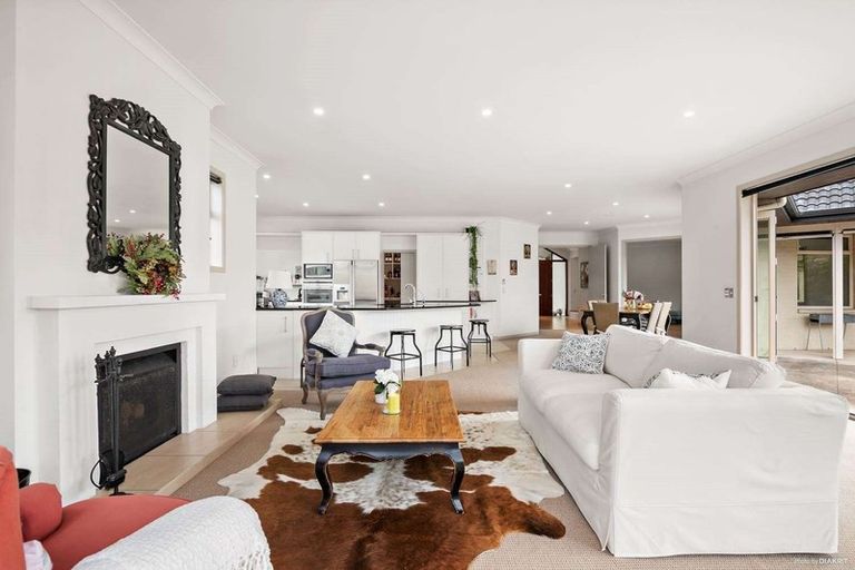 Photo of property in 6 Kingscliff Rise, Dairy Flat, Albany, 0792