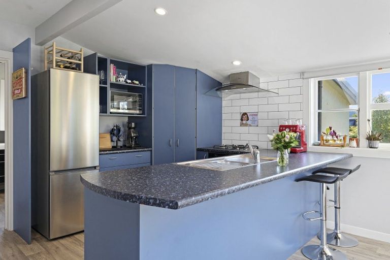 Photo of property in 27 Station Road, Coalgate, 7673