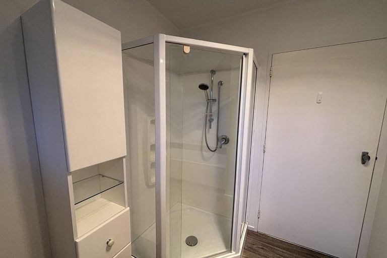 Photo of property in 62 Warren Crescent, Hillmorton, Christchurch, 8025