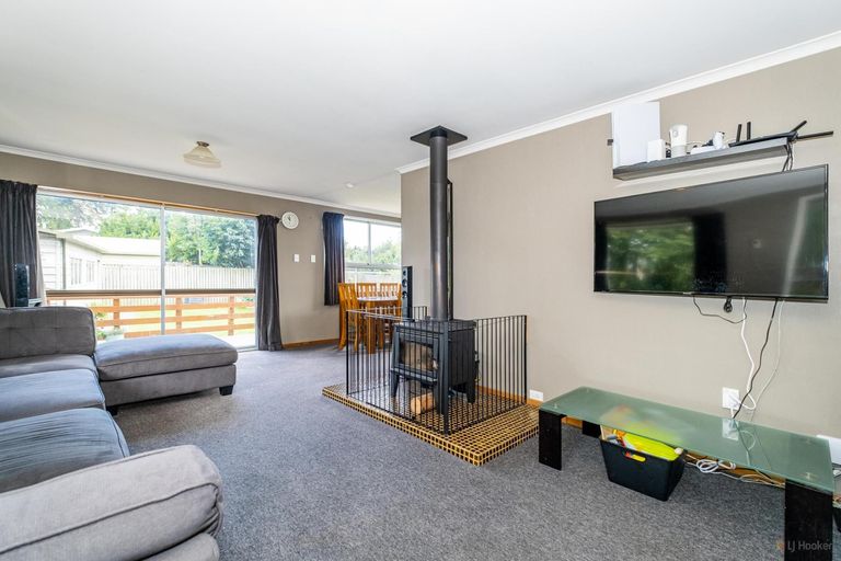 Photo of property in 24 Paul Street, Waimate, 7924