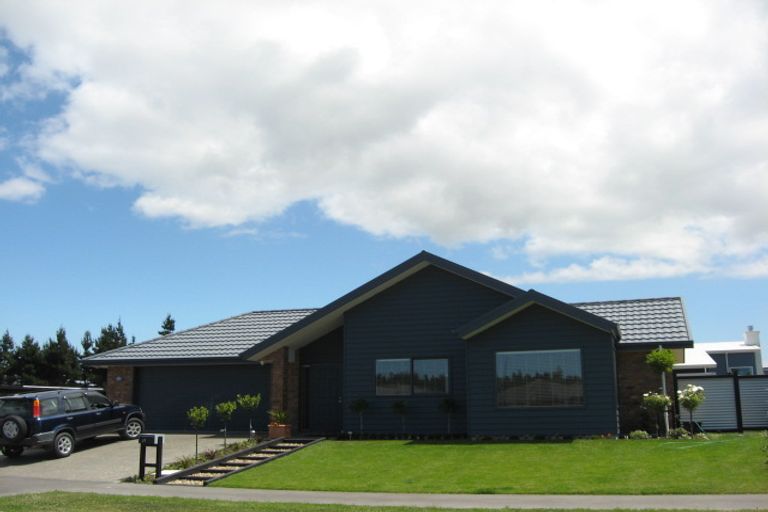 Photo of property in 49 Lamorna Road, Parklands, Christchurch, 8083