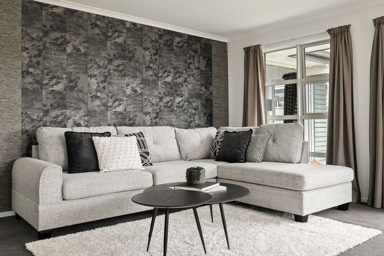 Photo of property in 21 Tosswill Road, Prebbleton, 7604