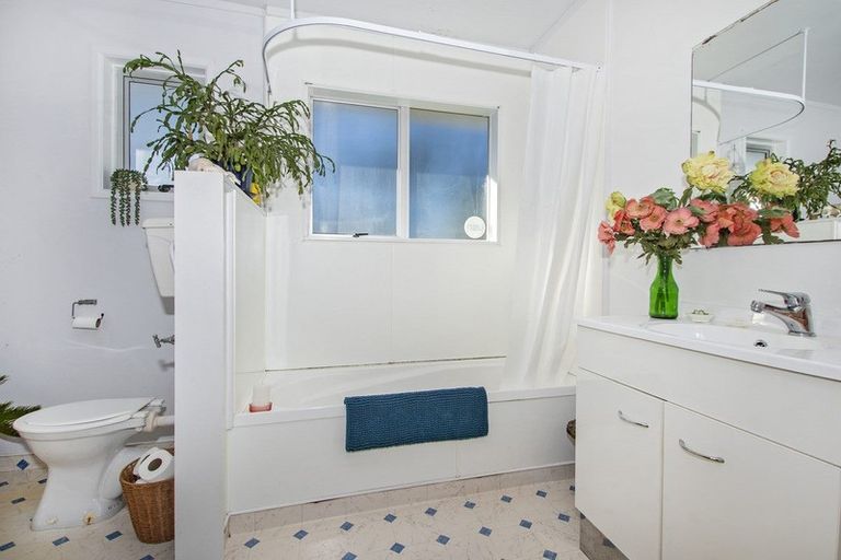 Photo of property in 12a Bahama Place, Parahaki, Whangarei, 0112