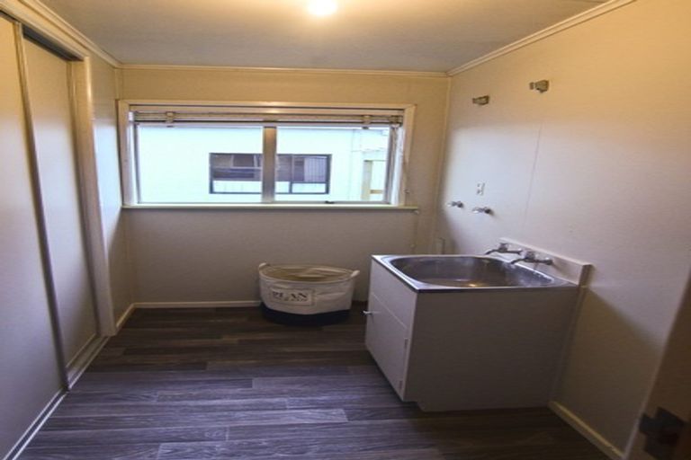 Photo of property in 66 Kitchener Street, Gore, 9710