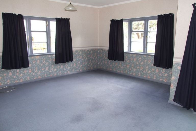 Photo of property in 220 College Street, West End, Palmerston North, 4412