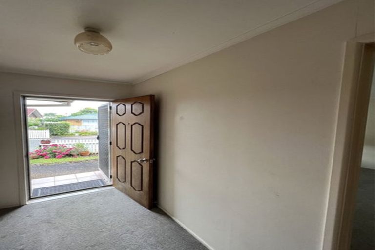 Photo of property in 12/171 Pigeon Mountain Road, Half Moon Bay, Auckland, 2012