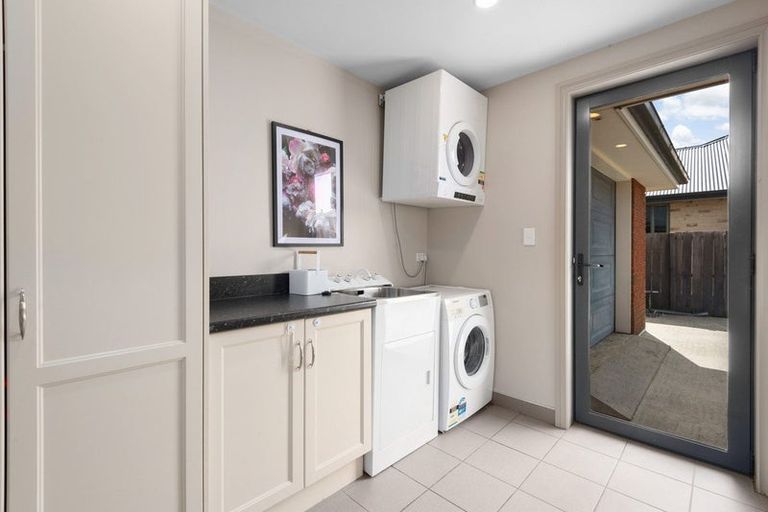 Photo of property in 16 Fenty Place, Mosgiel, 9024