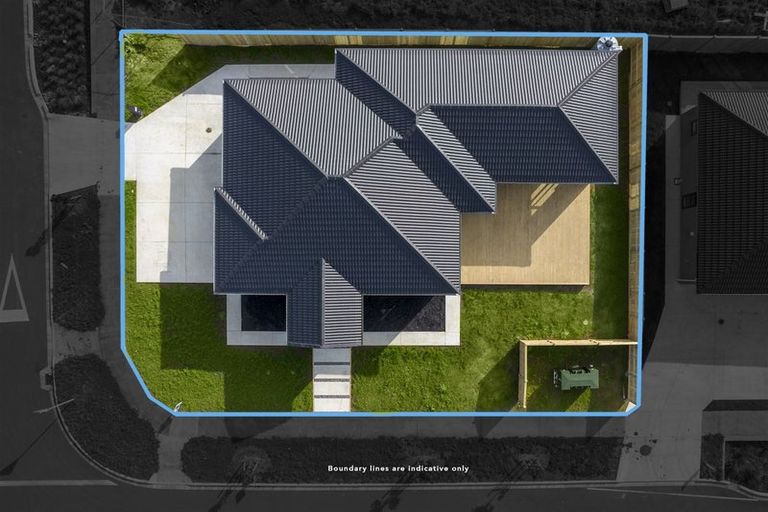 Photo of property in 2 Hoete Way, Tuakau, 2121