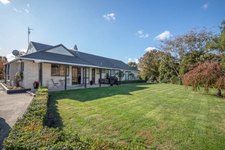 Photo of property in 898 Rongotea Road, Rongotea, Palmerston North, 4476