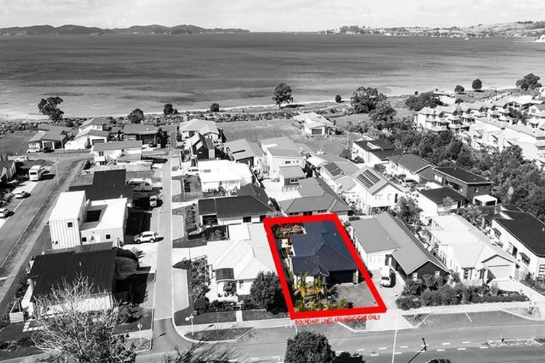 Photo of property in 50 Arabella Lane, Snells Beach, 0920