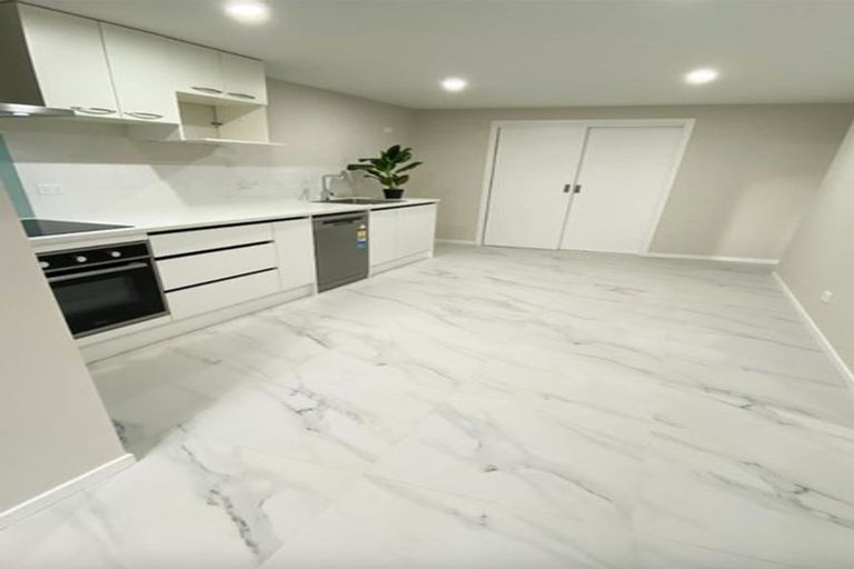 Photo of property in 1/28 Colum Place, Bucklands Beach, Auckland, 2014