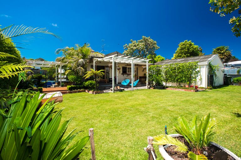 Photo of property in 2 Central Street, Whataupoko, Gisborne, 4010