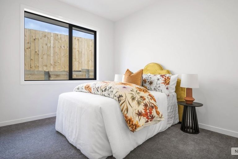 Photo of property in 17 Awanui Road, Red Beach, 0932