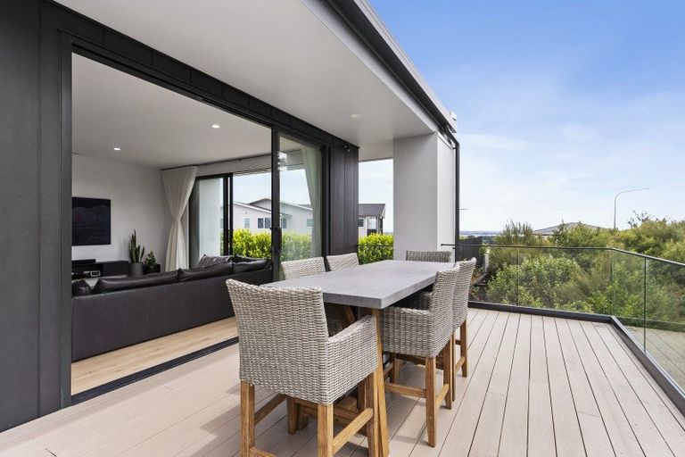 Photo of property in 326 Flat Bush School Road, Flat Bush, Auckland, 2019
