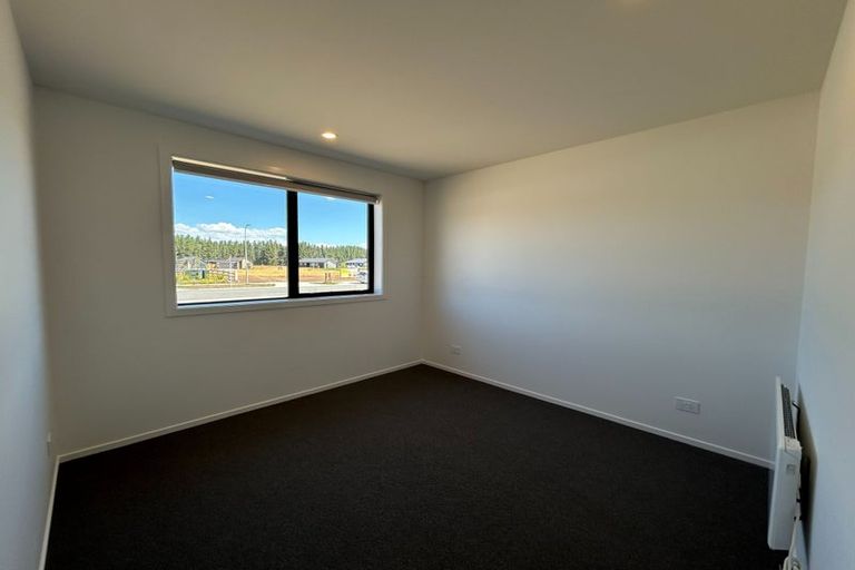 Photo of property in 32 Longview Drive, Lake Hawea, 9382