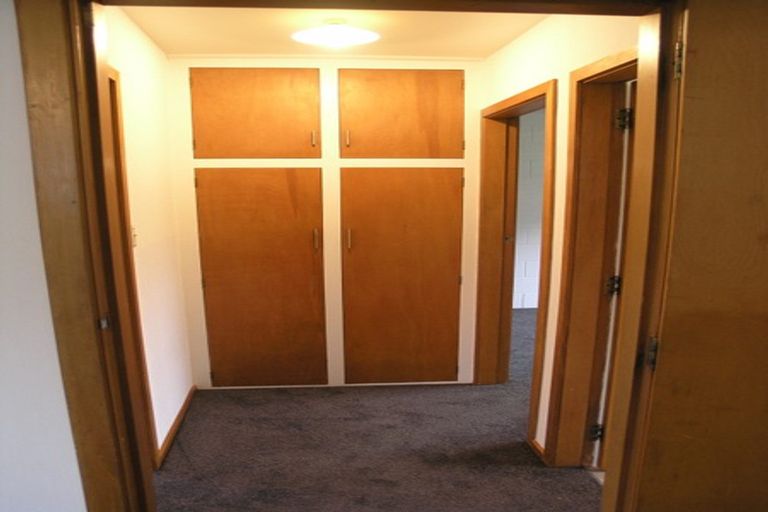 Photo of property in 2/32 Landsdowne Terrace, Cashmere, Christchurch, 8022