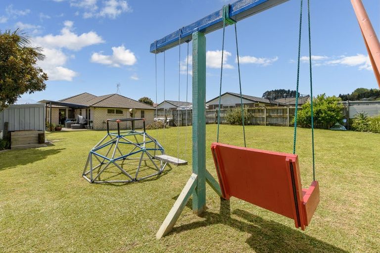 Photo of property in 208 Ballintoy Park Drive, Welcome Bay, Tauranga, 3175