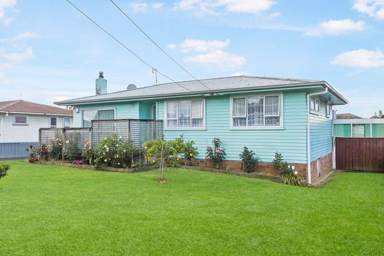 Photo of property in 16 Boundary Road, Clover Park, Auckland, 2019