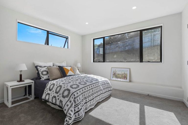 Photo of property in 15a Living Stream Road, Albany Heights, Auckland, 0632