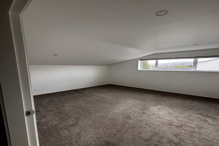 Photo of property in 56a Oxford Terrace, Epuni, Lower Hutt, 5011