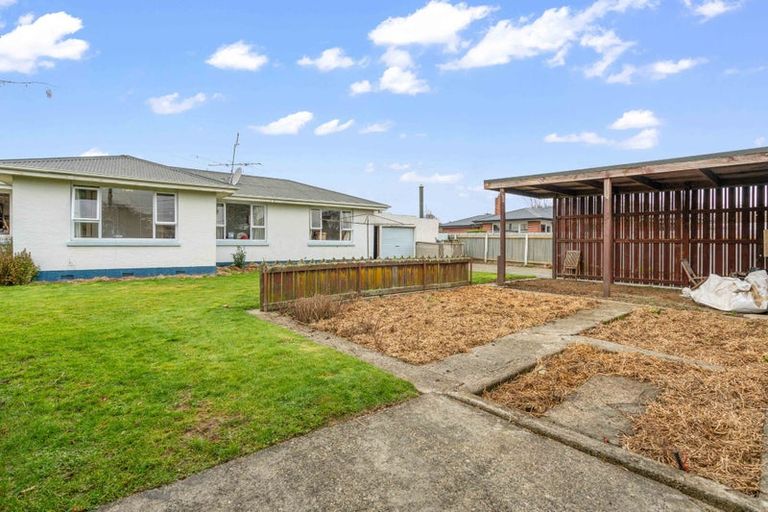 Photo of property in 48 Milton Place, Gore, 9710